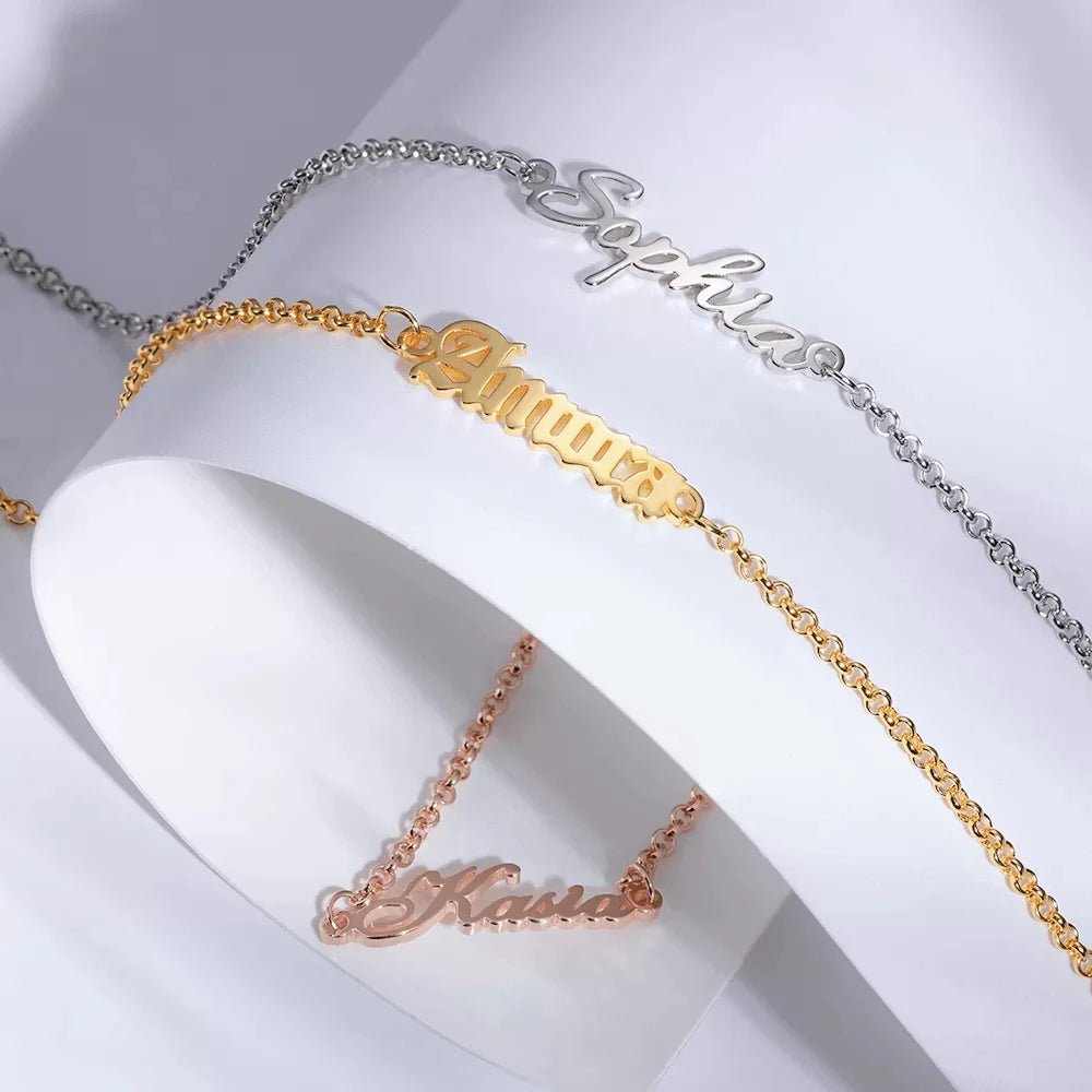 How Personalised Bracelets and Keychains Help Make an Emotional ...