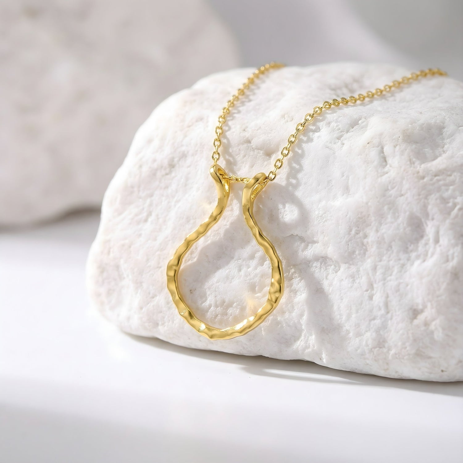 Hammered Ring Holder Necklace - United Bracelets