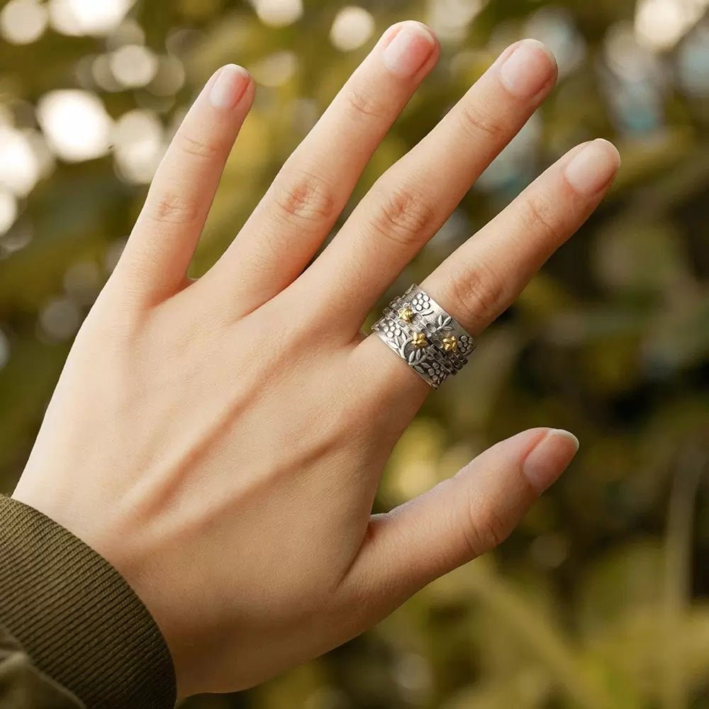 Honey Bee Fidget Ring with Custom Inscription - United Bracelets