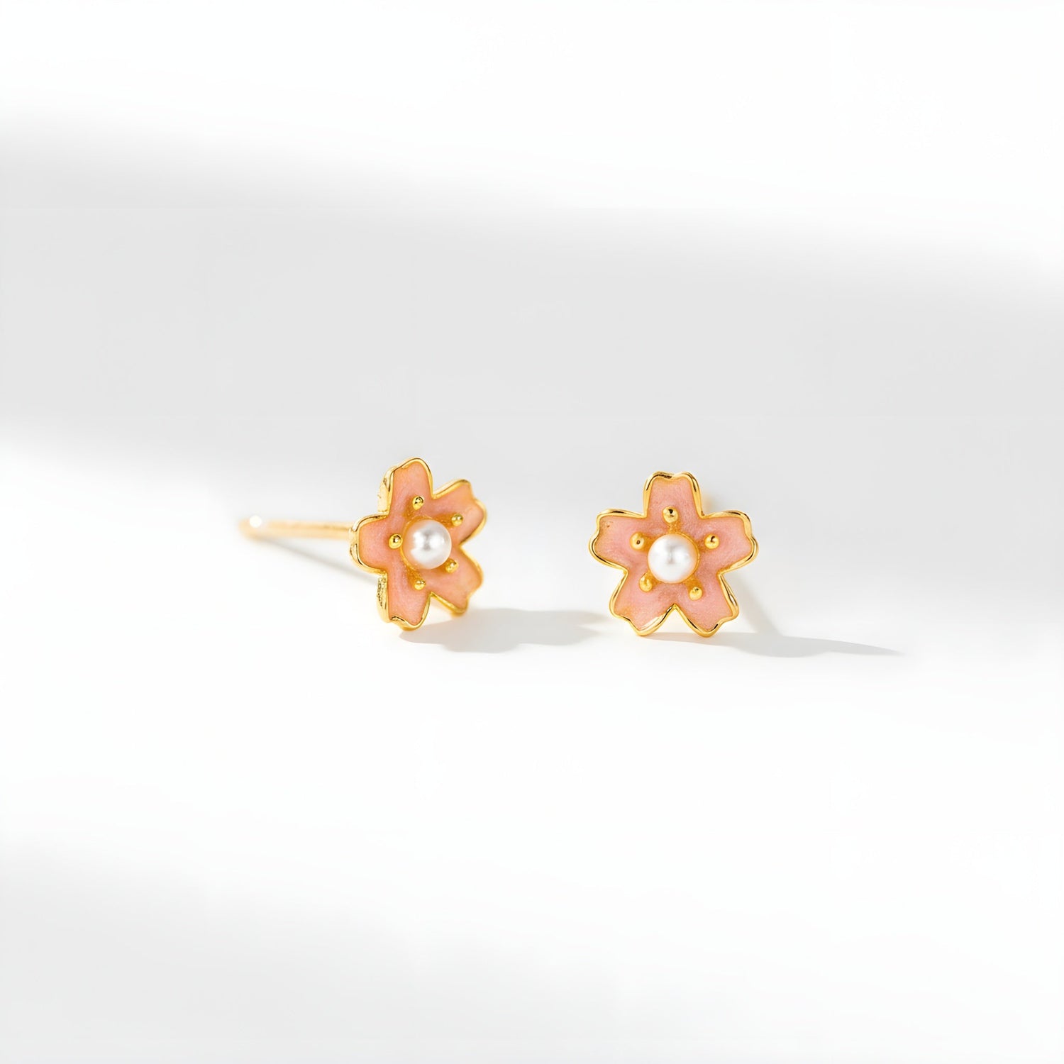 Pearl Flower Studs - United Bracelets