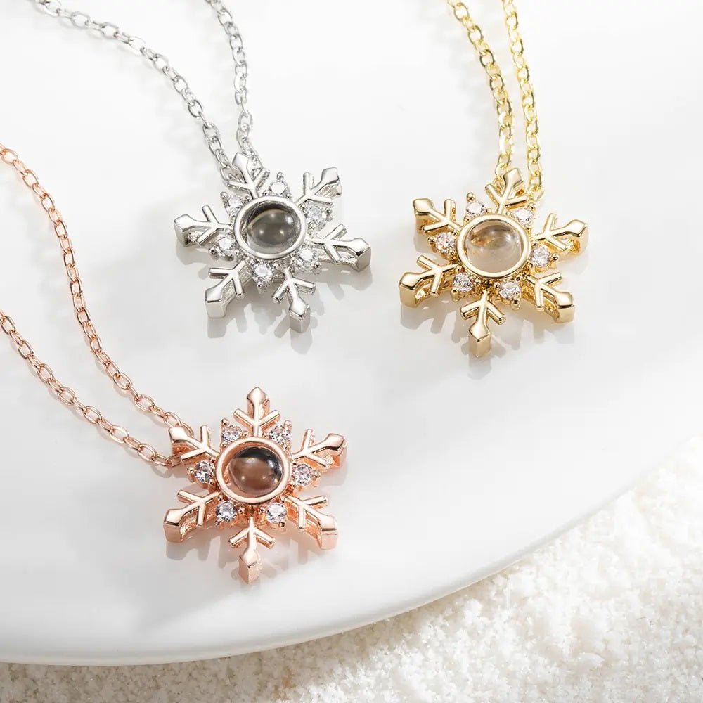 Snowflake Projection Necklace - United Bracelets