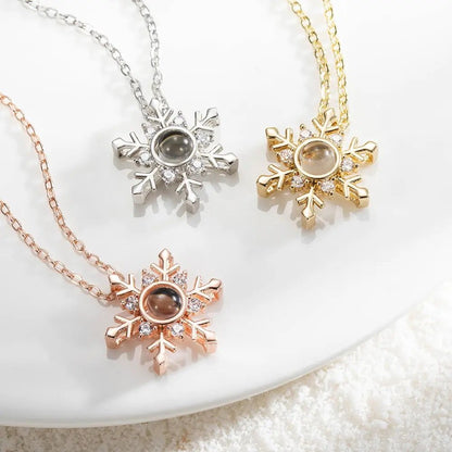 Snowflake Projection Necklace - United Bracelets